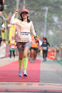 BIB: 47498
                            <button type="button" onclick="openModal(8162925)" class="btn btn-primary btn-sm float-right btn-popup" data-toggle="modal" data-target=".modal-high-quality">
                        <i class="fas fa-shopping-cart"></i> Add to Cart
                    </button>
                                            <button type="button" onclick="isThisMe(8162925, true)" class="btn btn-success btn-sm float-right btn-popup btn-isme hidden" data-toggle="tooltip" data-placement="bottom" title="นี่คือรูปของคุณใช่ไหม คลิกที่นี่เพื่อเอาเข้าอัลบั้ม">
                        <i class="fas fa-plus"></i> Add to album
                    </button>
                    <button type="button" onclick="isThisMe(8162925, false)" class="btn btn-warning btn-sm float-right btn-popup btn-isnotme hidden">
                        <i class="fas fa-ban"></i> Remove from album
                    </button>